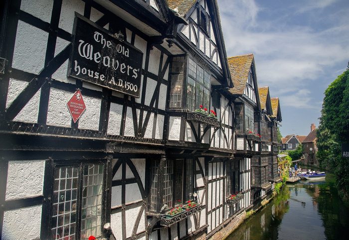 Singles in Canterbury: view of the city