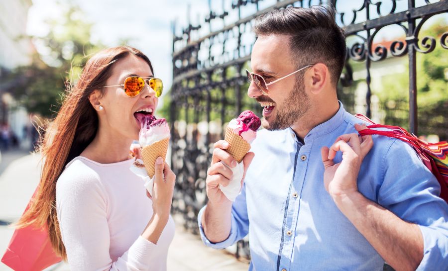 Friendzone Friends Eating Ice Cream